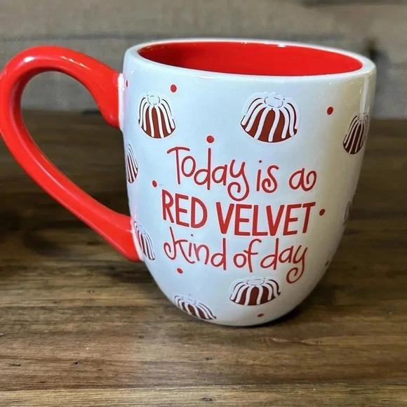 2 PC Coton Colors Mugs/Nothing Bundt Cakes Red Velvet Kind Of Day Cups - Picture 3 of 11